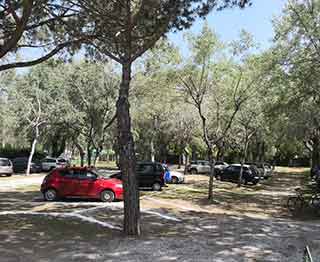 Parcheggio esterno privato