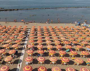 Spiaggia riservata per chi prenota un Bungalow